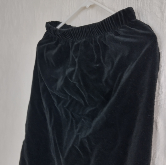 Rus Togs Black Velvet Maxi Skirt Vintage Made in the USA Holiday Heavy Winter - Picture 4 of 6